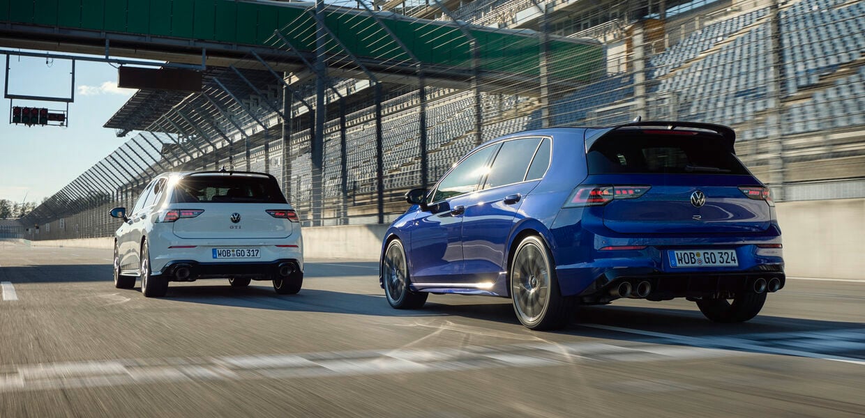 VW Golf 8 GTI Clubsport vs. Golf R