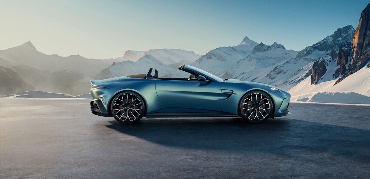 Hut ab! Aston Martin Vantage Roadster