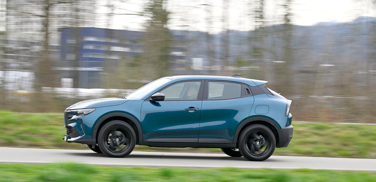 Alfa Romeo Junior – L’hybride milanaise