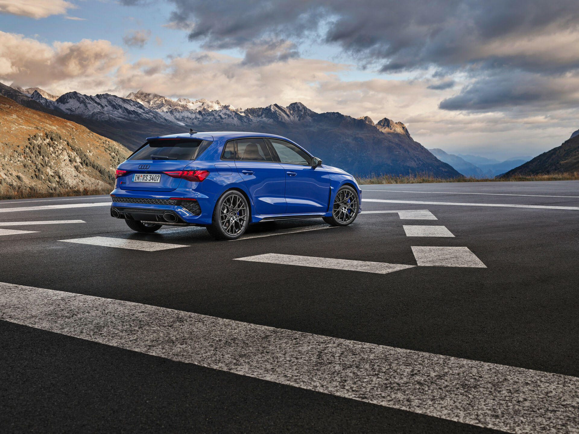 300 km/h im Audi RS 3-Sondermodell  auto-illustrierte - Das Schweizer  Automagazin
