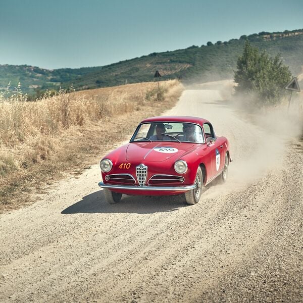 Alfa Romeo gewinnt Mille Miglia 
