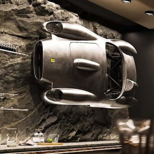 Une Ferrari dans le salon– pourquoi pas?