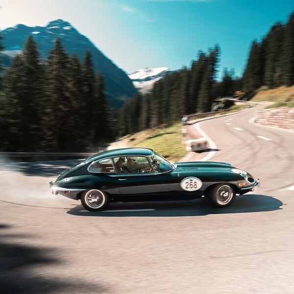 Arosa ClassicCar: 76 Kurven Spektakel