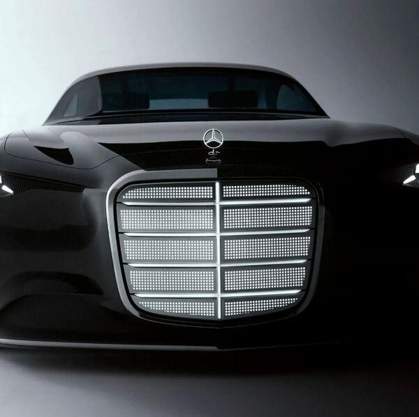 Énergie noire : Mercedes Vision Iconic