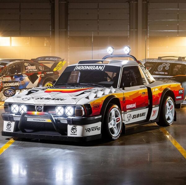 Aussie-Drift-Orgien im Subaru Brataroo 