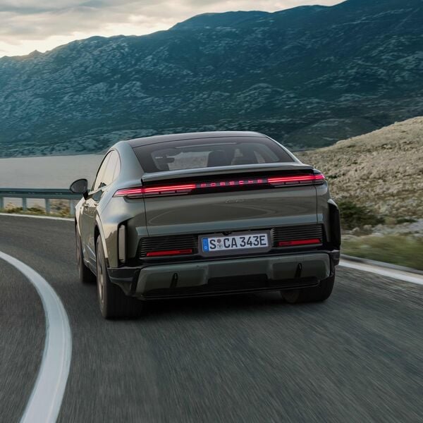 Plus rapide que la 911 la plus rapide