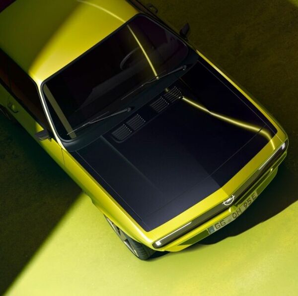 Opel zeigt Elektroauto im Manta-Kleid