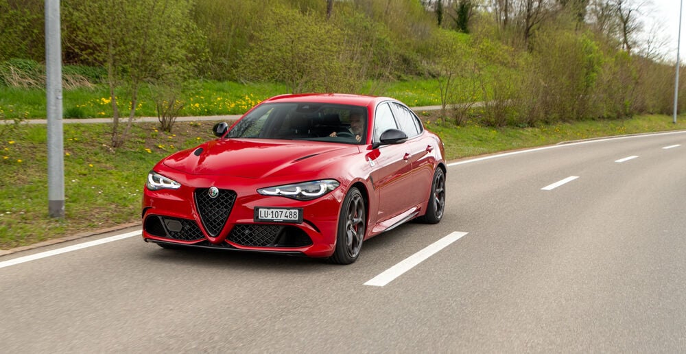 Alfa Romeo Giulia Quadrifoglio (2024)
